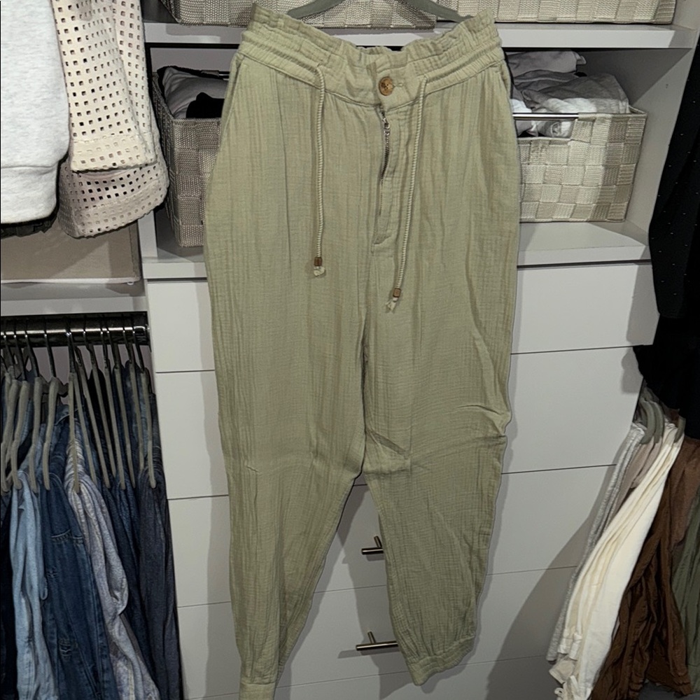 Zara Green Joggers with Relaxed Fit and Drawstring Waist